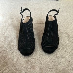 Black barely worn kelly and Katie heels! Size 7.5